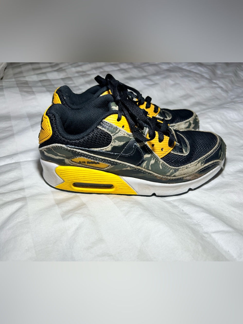 Nike Kids Black, Yellow & Camo Air Max Style Sneakers